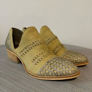 Rebels - Charlise - Distressed Leather Booties size 10